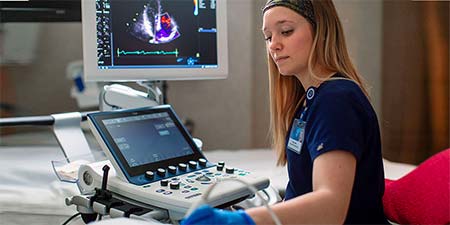 What are the most important issues when performing an Echocardiogram in a critical setting?