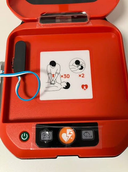PRIMEDIC HeartSave Y8 Display CPR/WIFI/LTE (Semi Automatic)